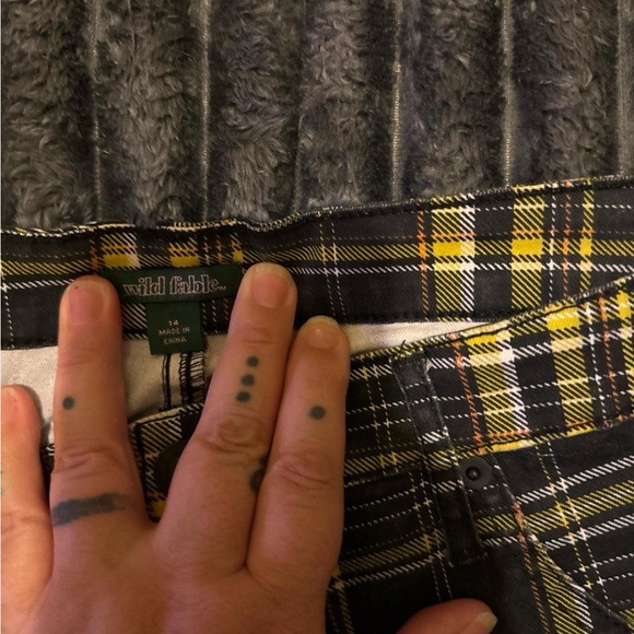 Wild Fable Tartan skinny jeans in Black and Yellow - Picture 2 of 2